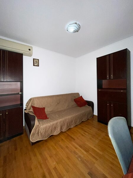 Brancoveanu, Aleea Izvorul Crisului, 3 camere dec., parcare, centrala