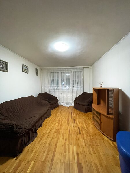 Brancoveanu, Aleea Izvorul Crisului, 3 camere dec., parcare, centrala