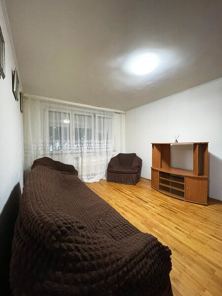 Brancoveanu, Aleea Izvorul Crisului, 3 camere dec., parcare, centrala