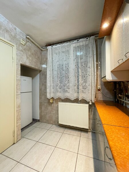 Brancoveanu, Aleea Izvorul Crisului, 3 camere dec., parcare, centrala