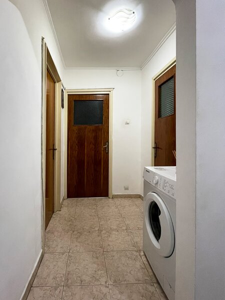 Brancoveanu, Aleea Izvorul Crisului, 3 camere dec., parcare, centrala